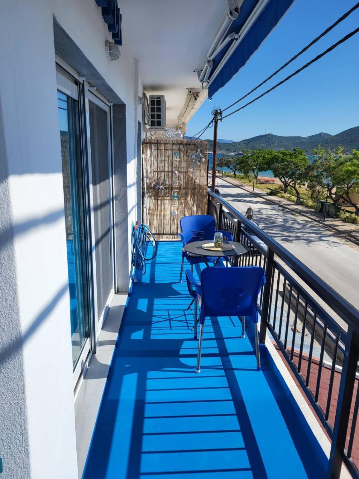 Upper Deck Apt. Nea Peramos (Macedonia) Exterior foto