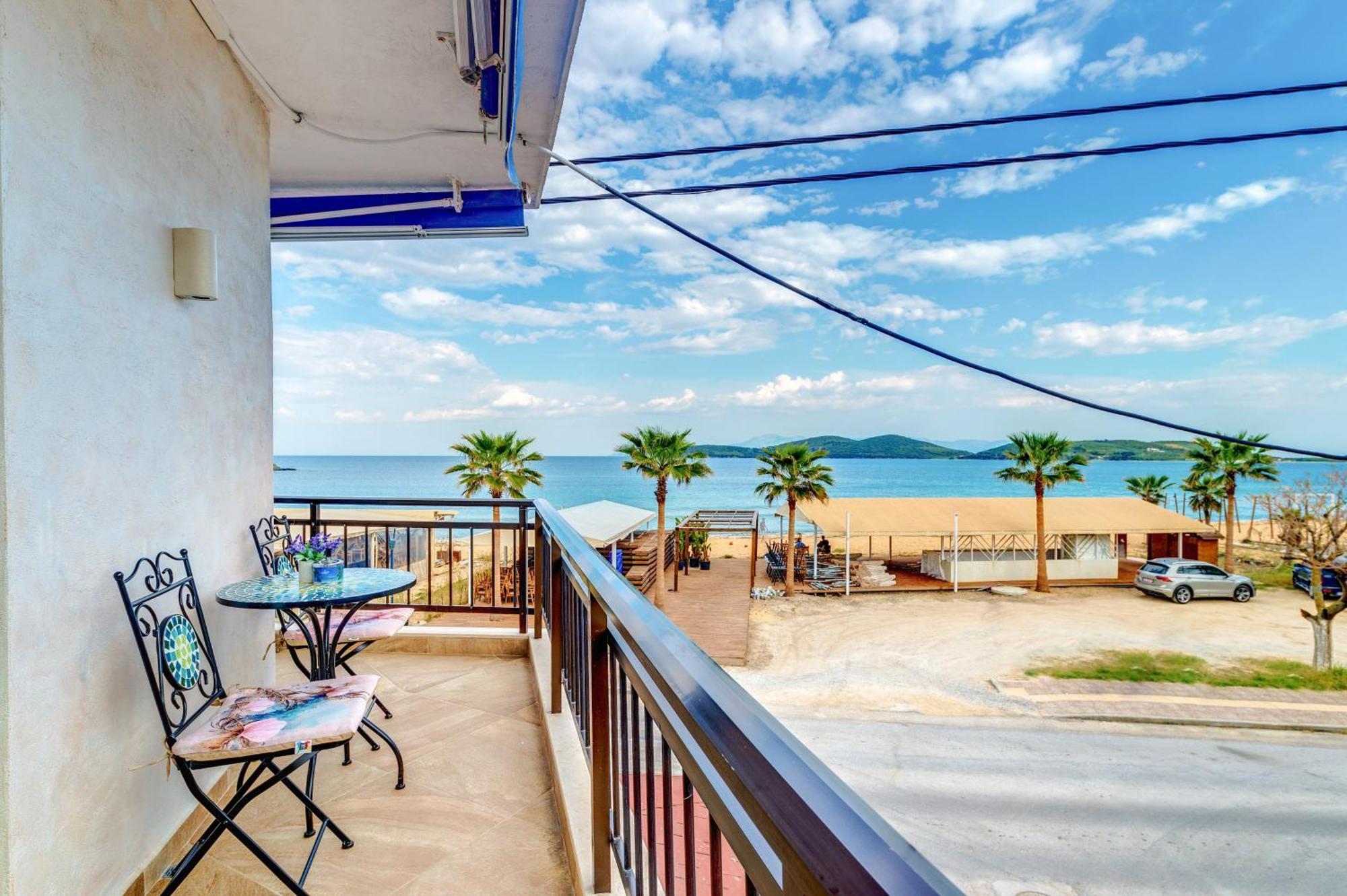 Upper Deck Apt. Nea Peramos (Macedonia) Exterior foto