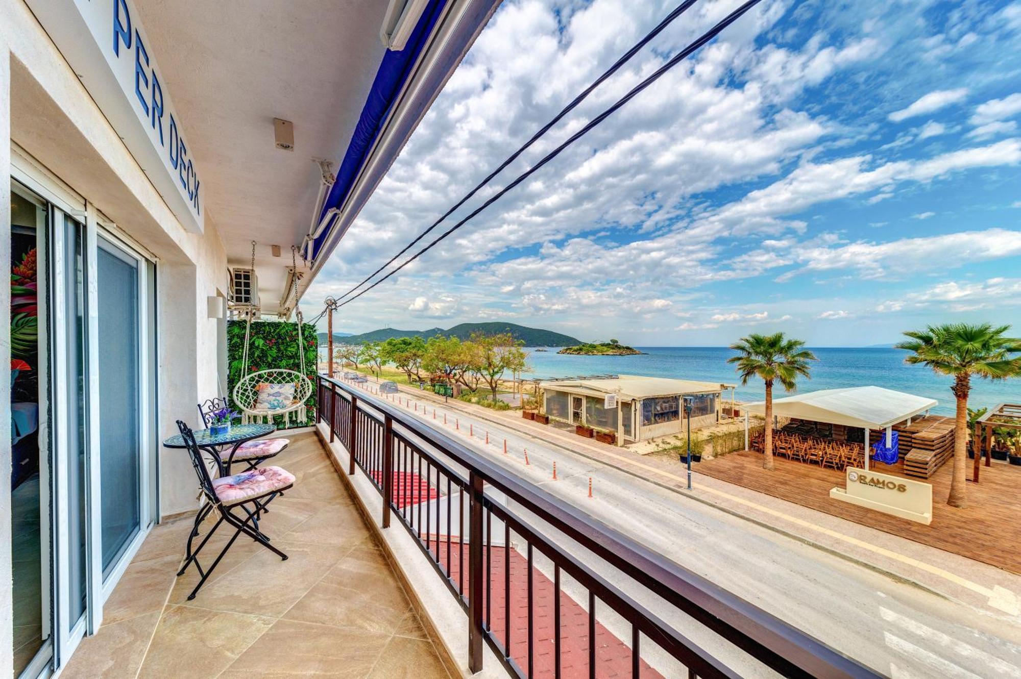 Upper Deck Apt. Nea Peramos (Macedonia) Exterior foto